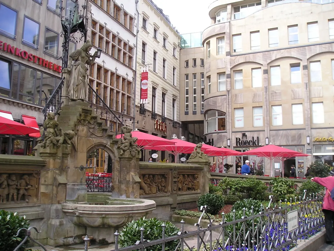 Outdoor simplicity mastered: Alison Brie and Dave Franco's porch design, to be duplicated by many...