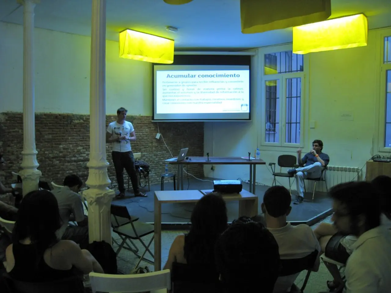 Future of Hybrid Work in 2024: Focus on Crestron Solutions