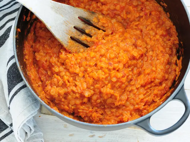 Constructing a Elevated Vegetable Garden: A Step-by-Step Guide