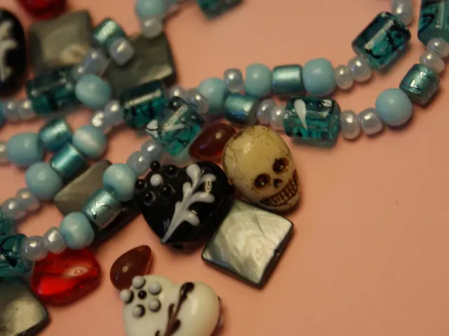 Jewelry Metals Suitable for Warm Weather Conditions