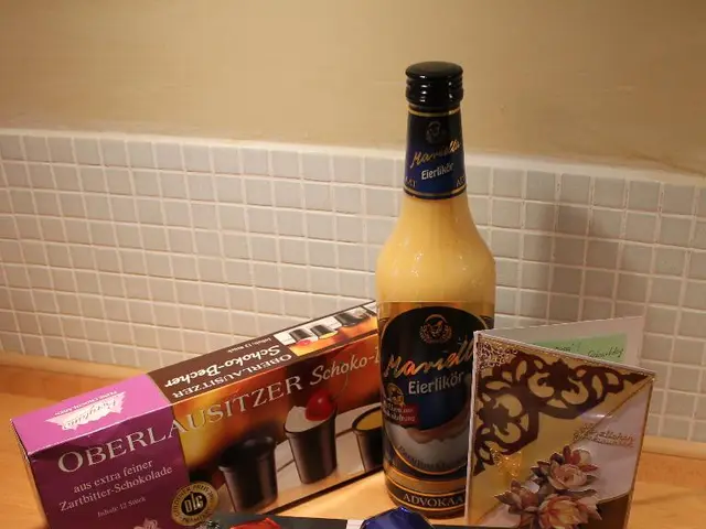 Affordable Valentine's Day Gift Suggestions Under ₹1,000 to Bring Joy and Grin