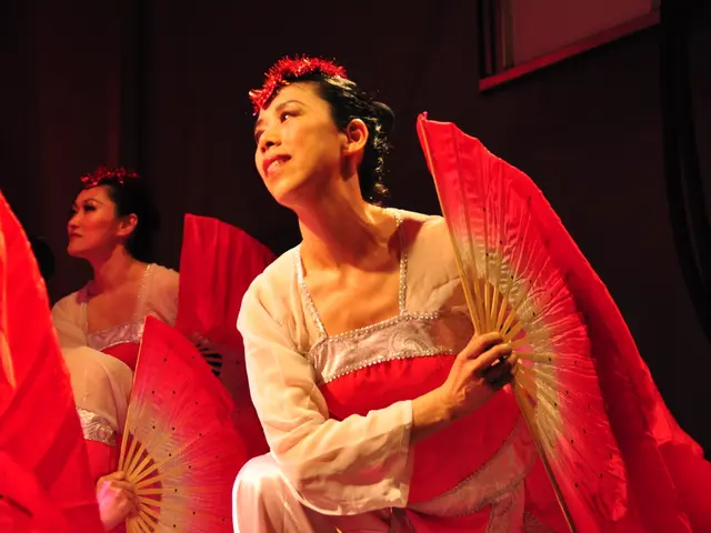 Comparison between Bladed and Bladeless Fans amidst the Heatwave: Which One is a Better Purchase...