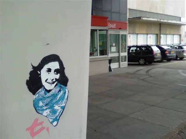 Art and Design Haven for Enthusiasts: New Harmony, Indiana