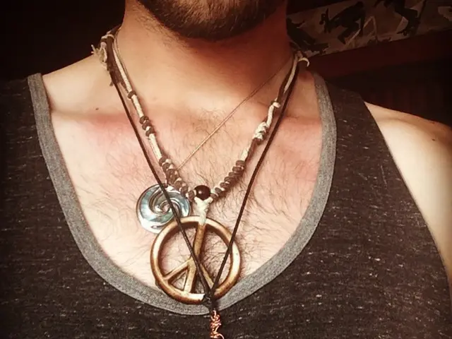 Vuori clothing purchase proves uneventful for the buyer