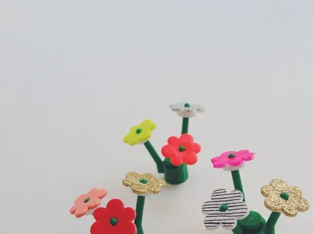 Returning to Nature's Essence: Enchantment through Floral and Botanical Wonders