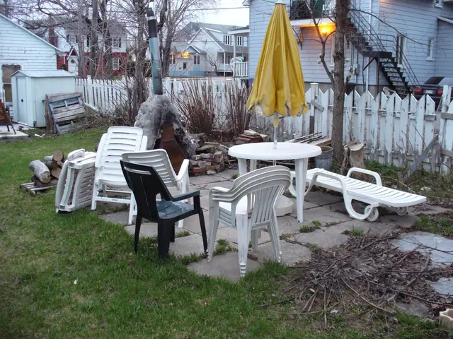 Transform your yard into fashionable outdoor sanctuaries with these innovative concepts