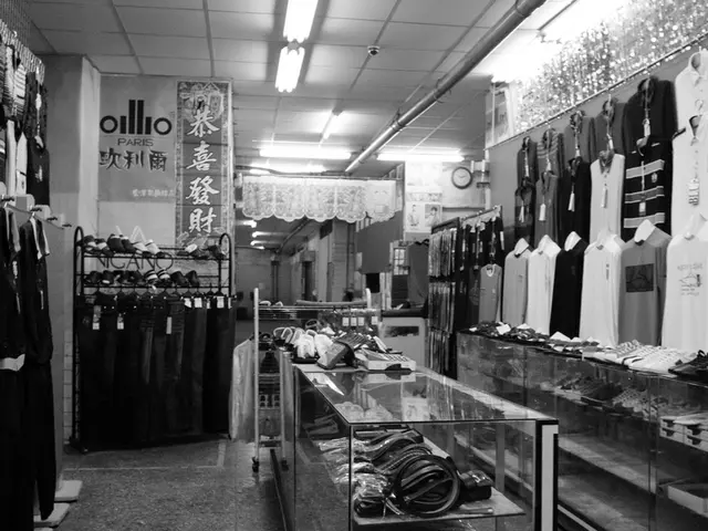 Milanese fashion label, Rovi Lucca, introduces high-end work apparel tailored for green thumb...