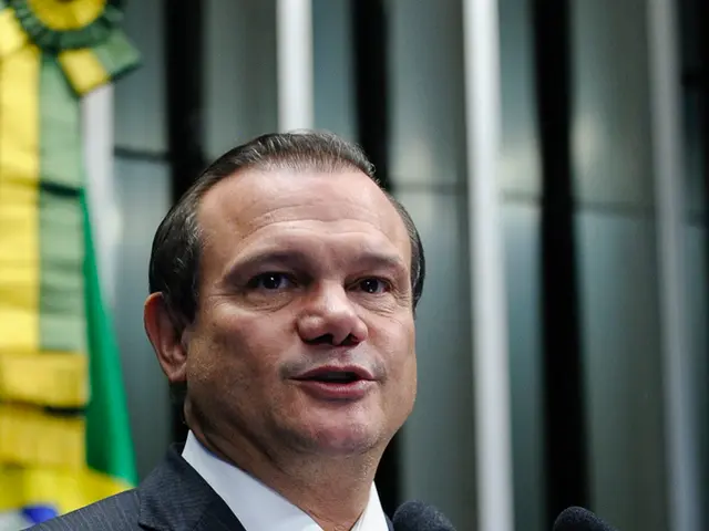 Actor Riccardo Angelini stirs up a lingual debate