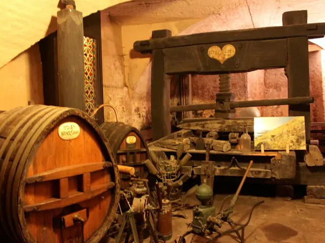 Connection timeline between keychain and cork