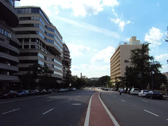 Journey Along the Clara-Zetkin Pathway