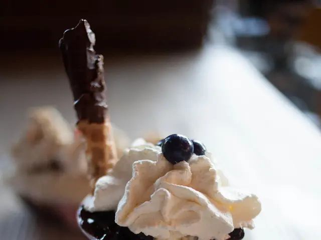 Ice cream in a handy, portable freezer bag for excellent creaminess on-the-go.