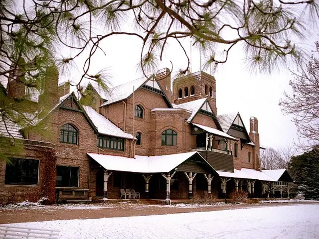 Exploration of Hall 116: A Journey Inside