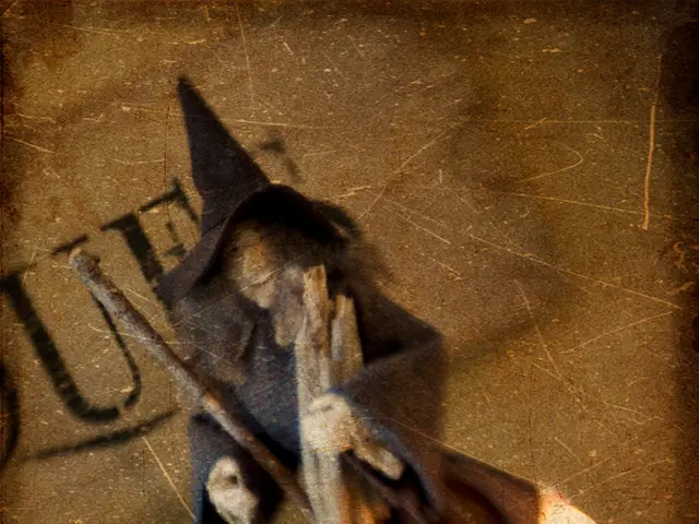 Seven Ghostly and Fashionable Halloween Concepts