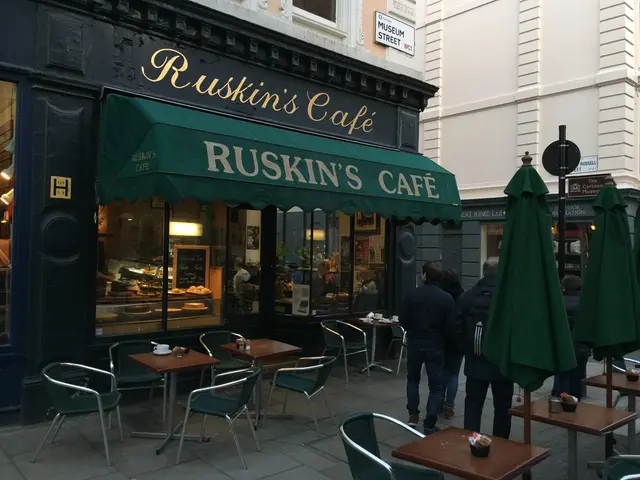 Sudden closure of renowned café near Munich, ending community's favorite caffeine hangout